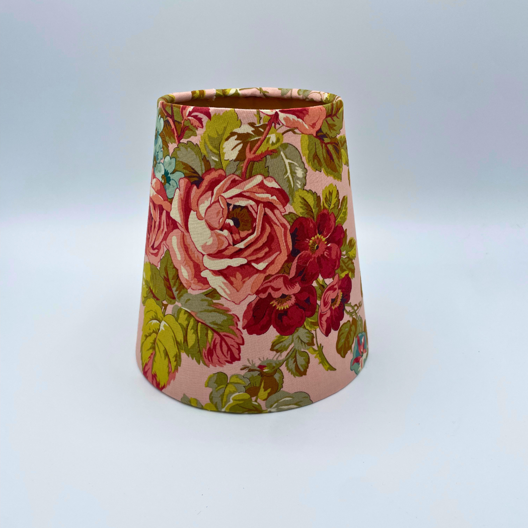 Lampenschirm Rosen auf rosa Baumwolle Ø 10–15 cm Tischlampe